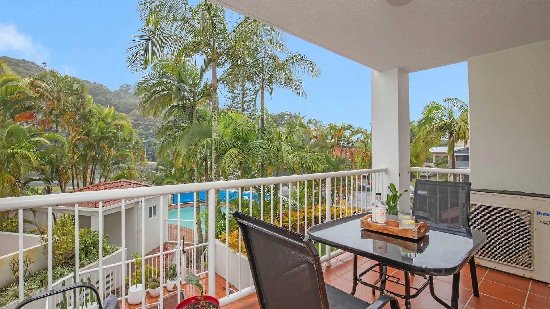 Burleigh Heads Koala Park Pool & Parking Apartment Gold Coast